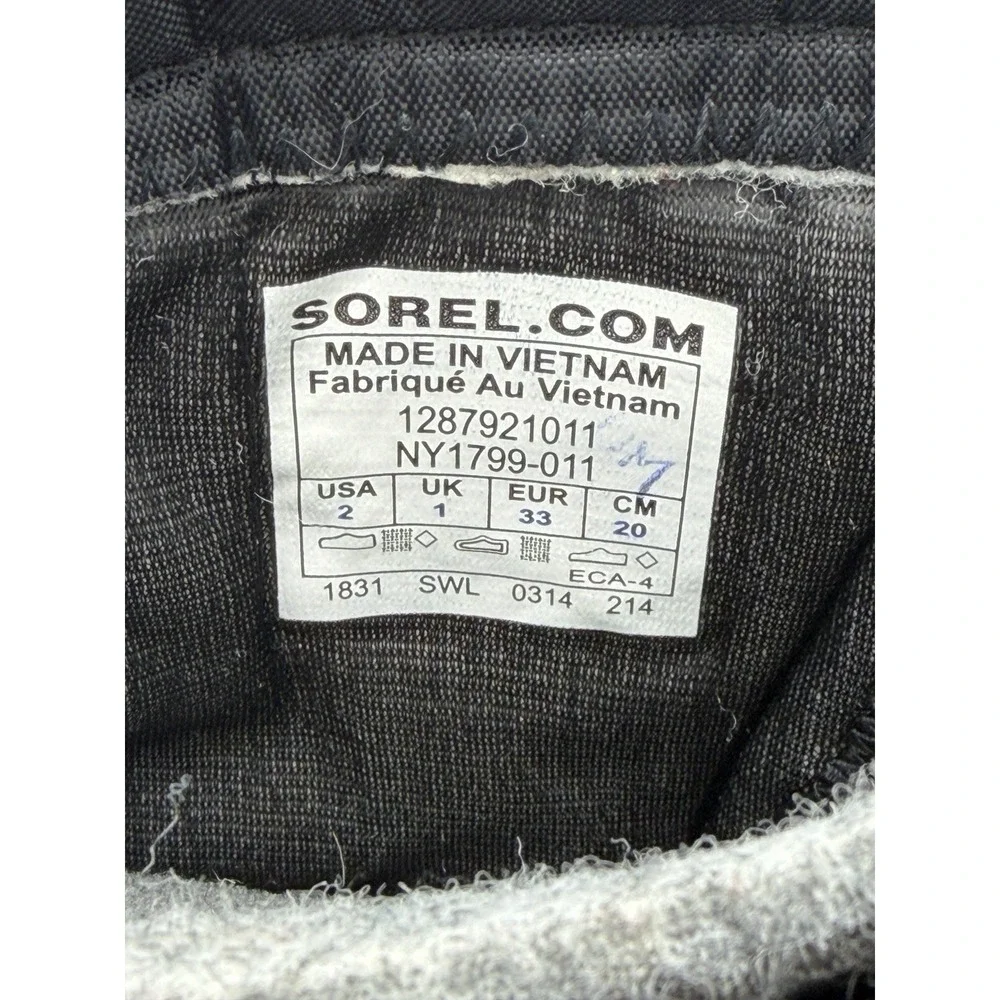 Sorel Youth Size 2 Black Winter Snow Boots Removable Felt Liners EU 33.   1784